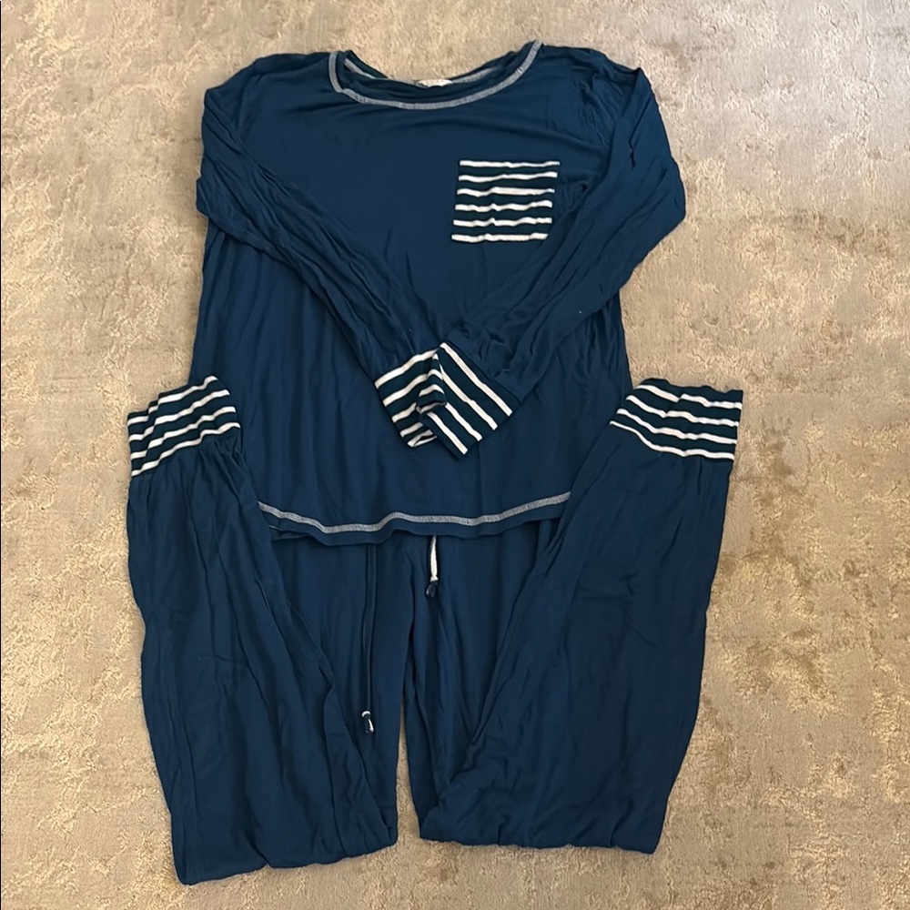 EKOUAER women’s medium PJ set